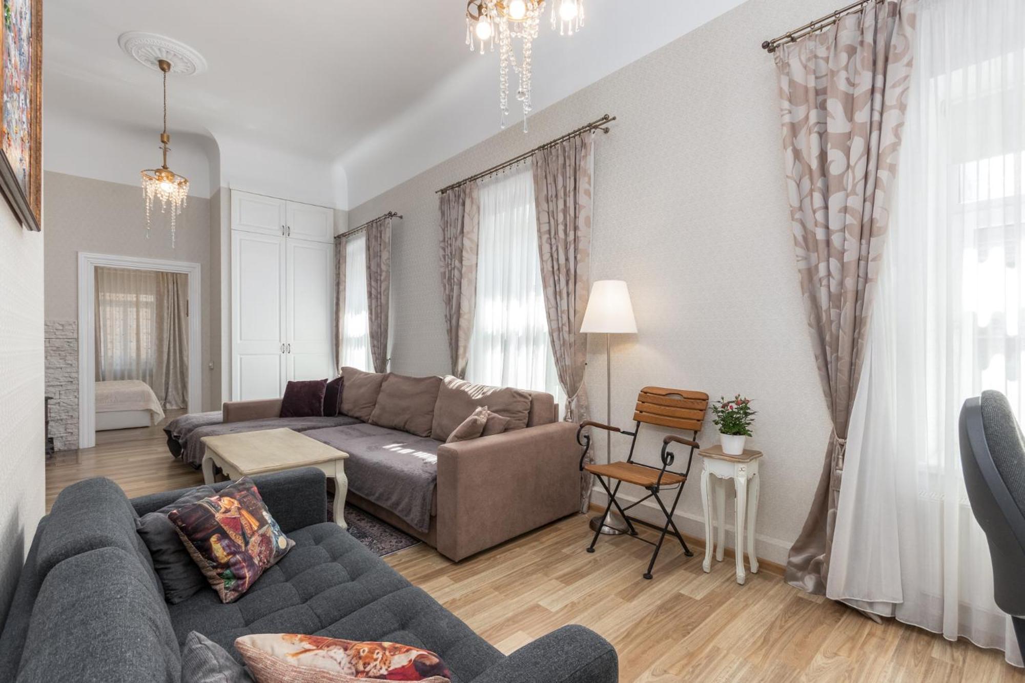 Elegant Apartment In Historical Centre & Free Locked Parking Ρίγα Εξωτερικό φωτογραφία