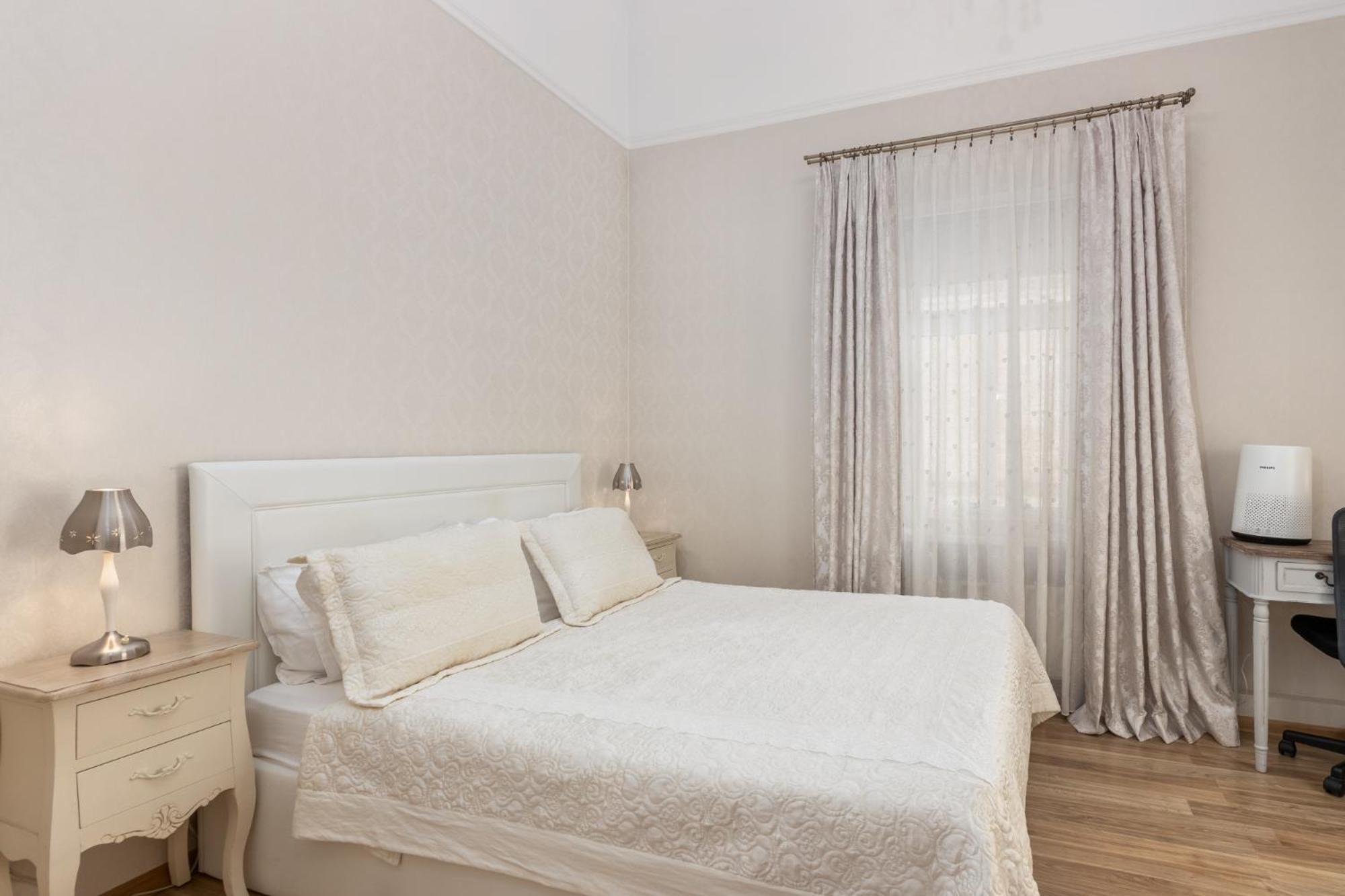 Elegant Apartment In Historical Centre & Free Locked Parking Ρίγα Εξωτερικό φωτογραφία